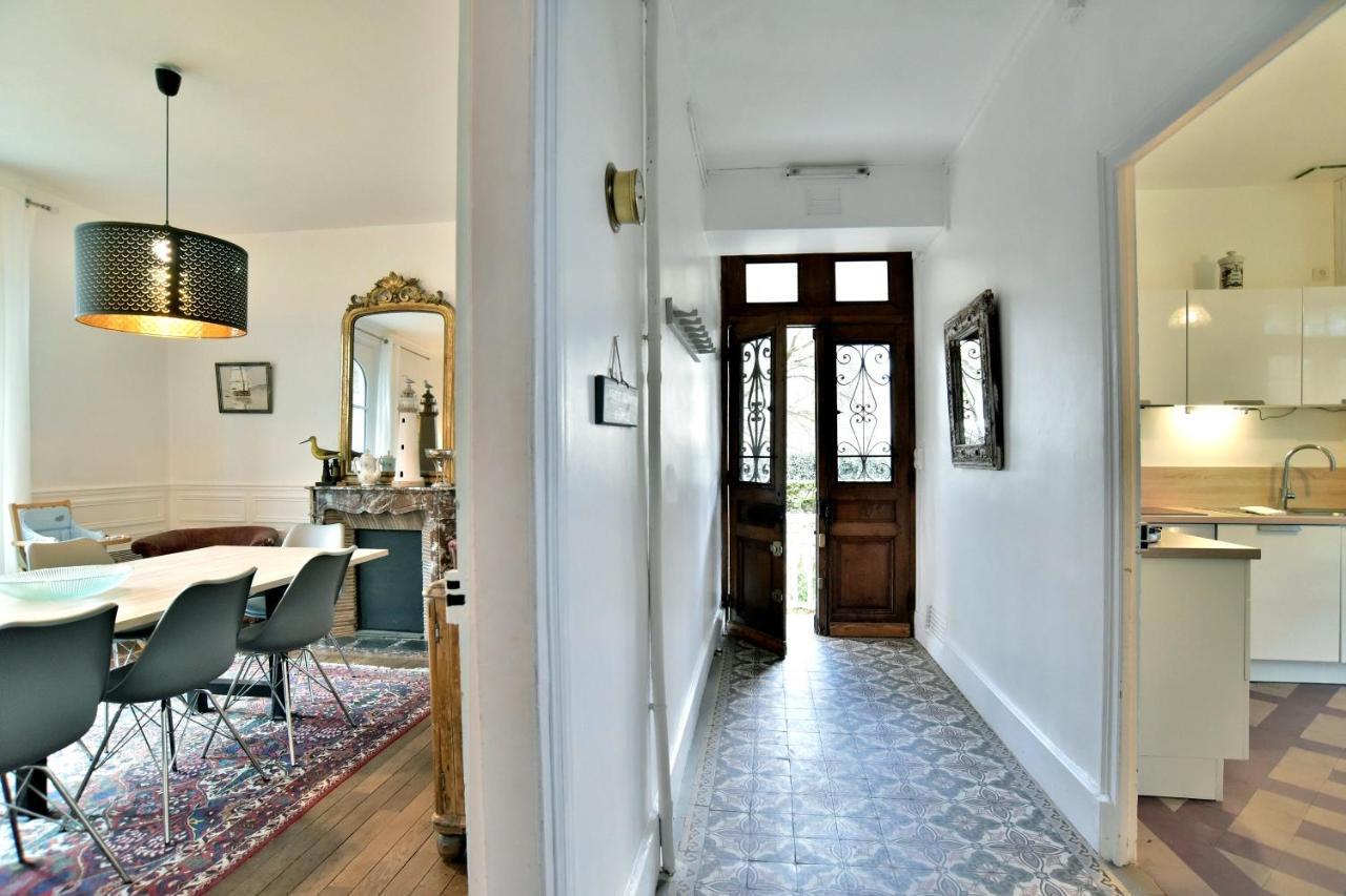 La Brise Cancalaise - Maison Typique Avec Vue Mer Cancale Exterior foto